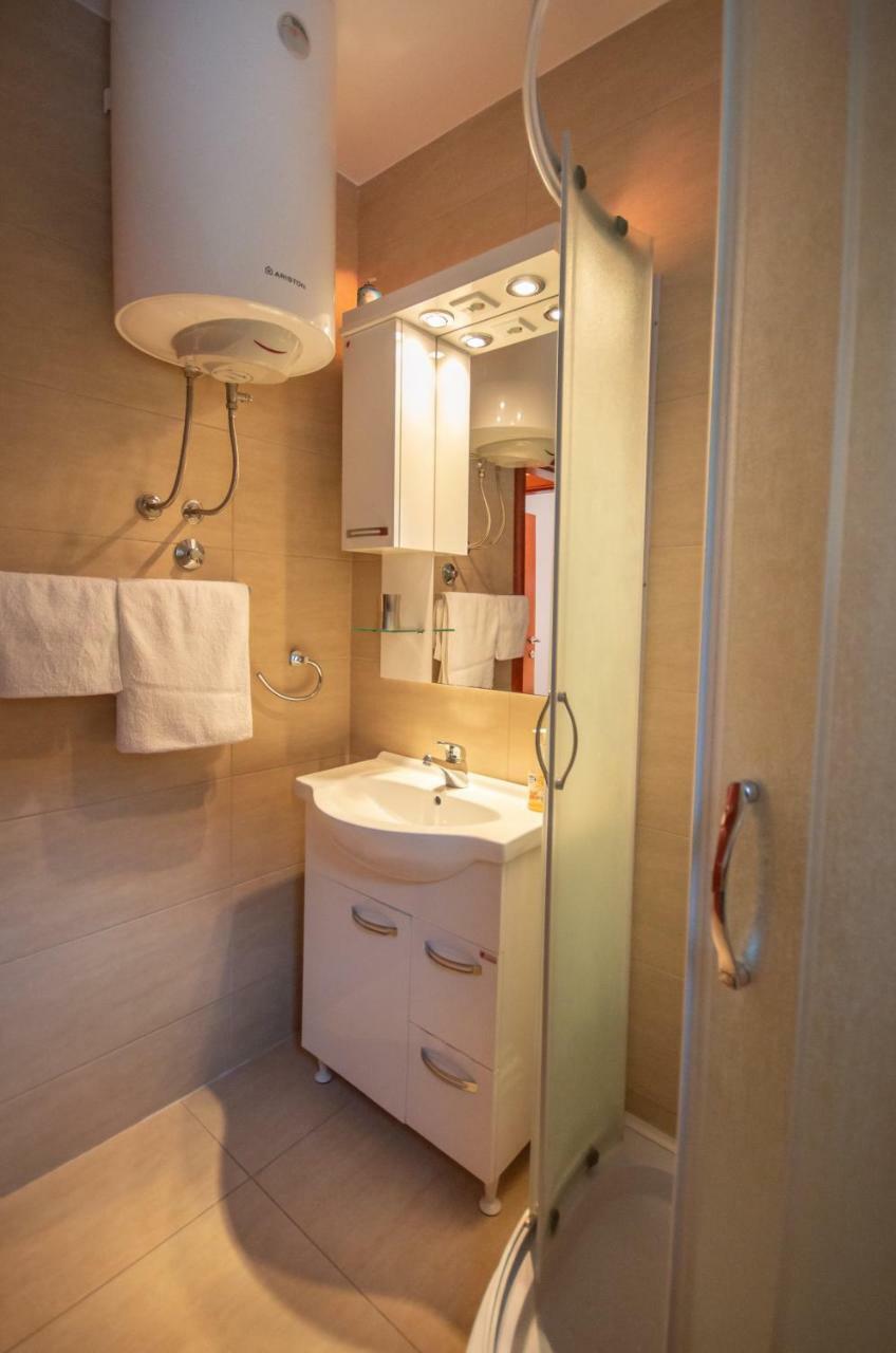 Apartment San Marco Risan Exterior photo